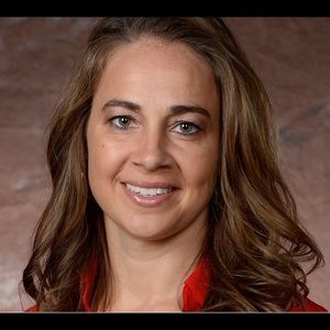 Meet your Posher, Connie